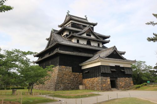国宝「松江城」の魅力と築城した大名の堀尾忠氏とは～松江城を3倍楽しむ方法