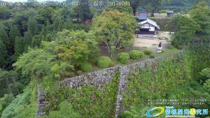 夏の密林のように生い茂る自然に覆われた岡城 本丸 二の丸 ドローン撮影(4K)写真 Vol.3 20170704