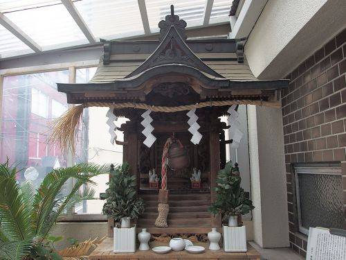 幸徳稲荷神社 - 山城国淀藩の屋敷神が起源・小川町の鎮守神として崇敬されてきた神社