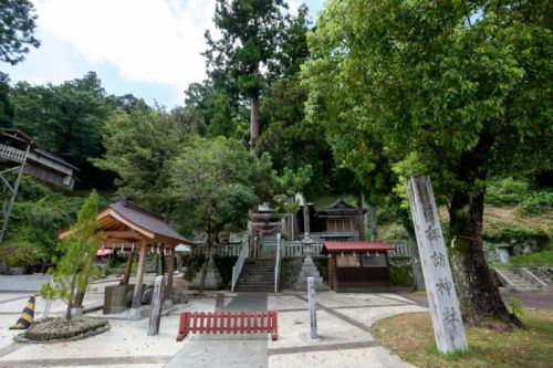 二俣城 [3/3] 復元された井戸櫓と信康公廟のある清瀧寺へ。