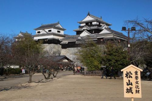 現存１２天守・伊予松山城を探索する その１